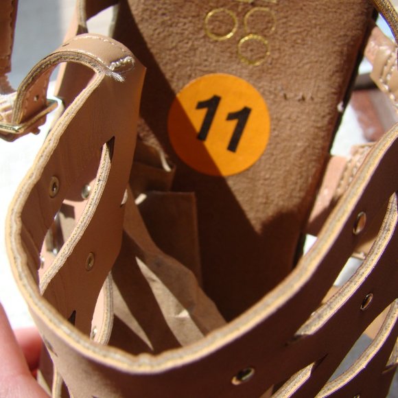 Franco Sarto Vegan leather tan wedge sandals, size 11 - Picture 6 of 6